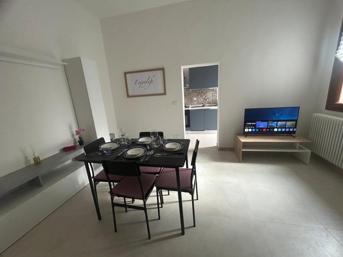 Carradori 2 Apartment-Historic Center-Autodromo Имола Екстериор снимка
