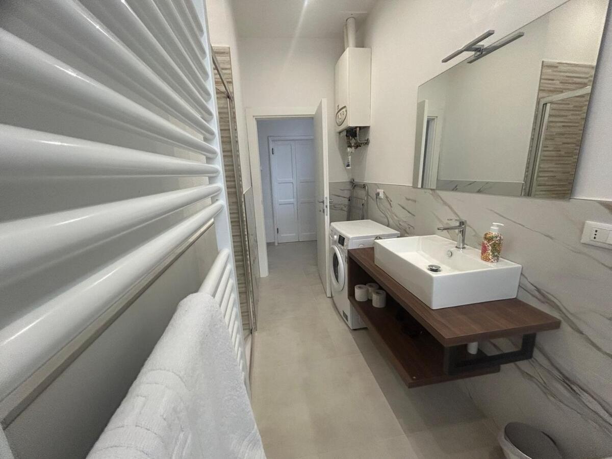 Carradori 2 Apartment-Historic Center-Autodromo Имола Екстериор снимка